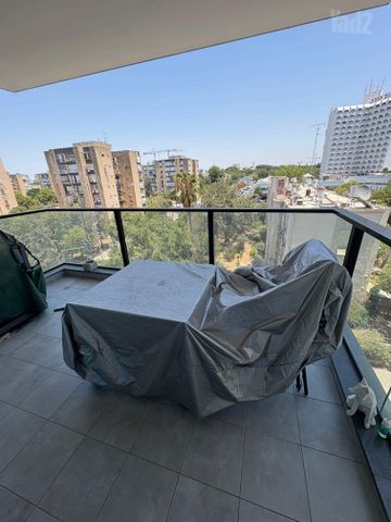 דירה למכירה בתל אביב יפו (תיווך) — 2