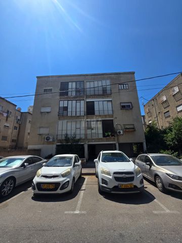 הנרקיסים 