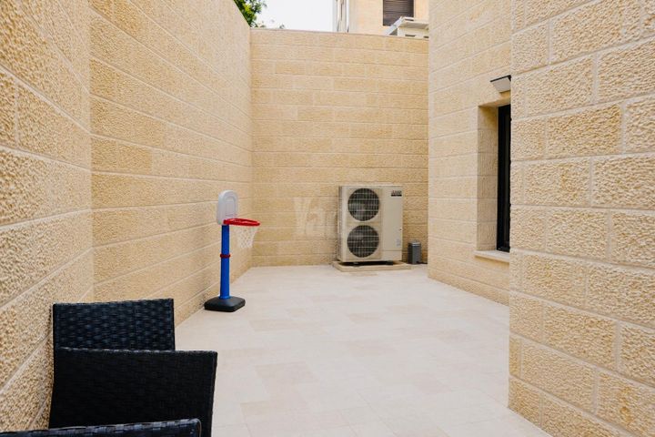 דופלקס למכירה בירושלים (תיווך) — 2