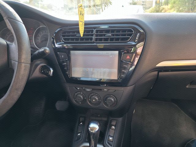 מודעת רכב פיג'ו 301