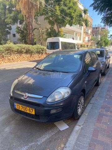 מודעת רכב פיאט פונטו