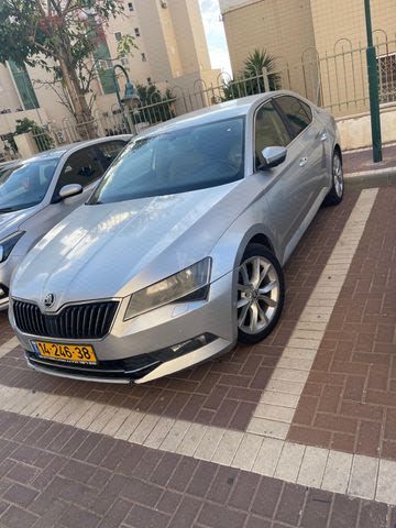 מודעת רכב סקודה סופרב