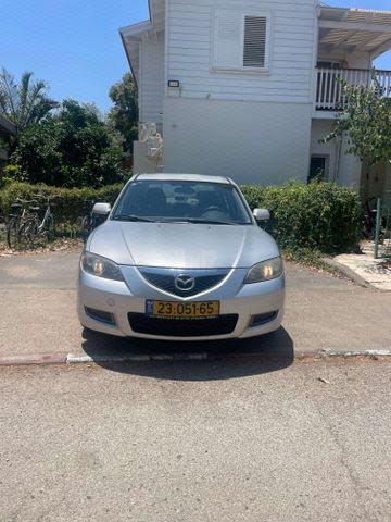 מודעת רכב מאזדה 3
