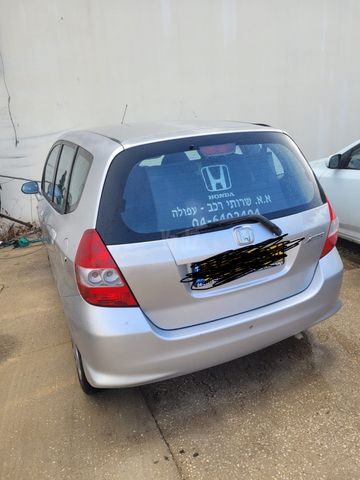 מודעת רכב הונדה ג'אז