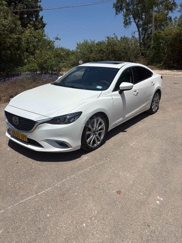מודעת רכב מאזדה 6