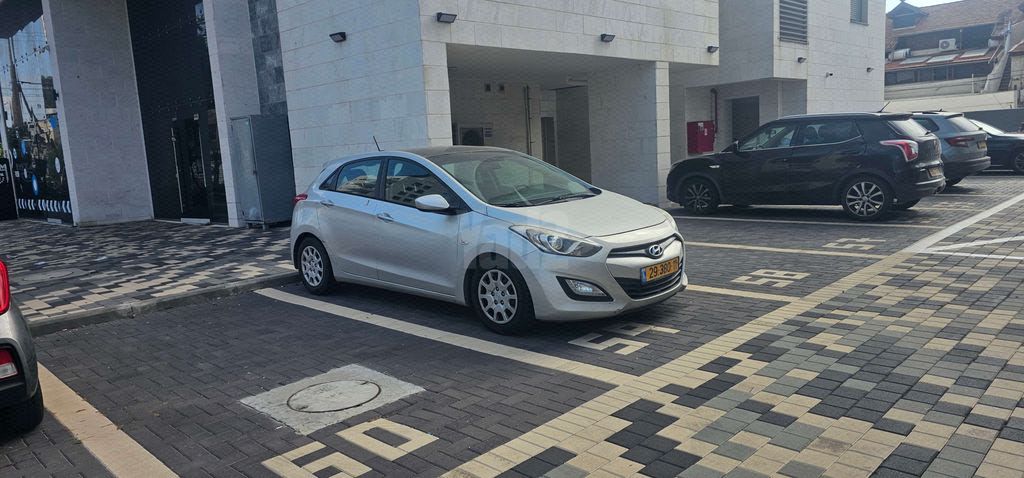 מודעת רכב יונדאי i30