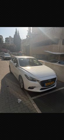 מודעת רכב מאזדה 3
