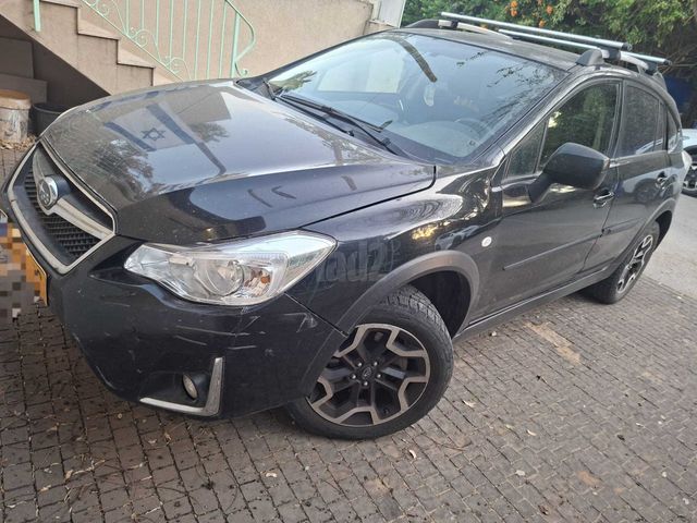 מודעת רכב סובארו XV