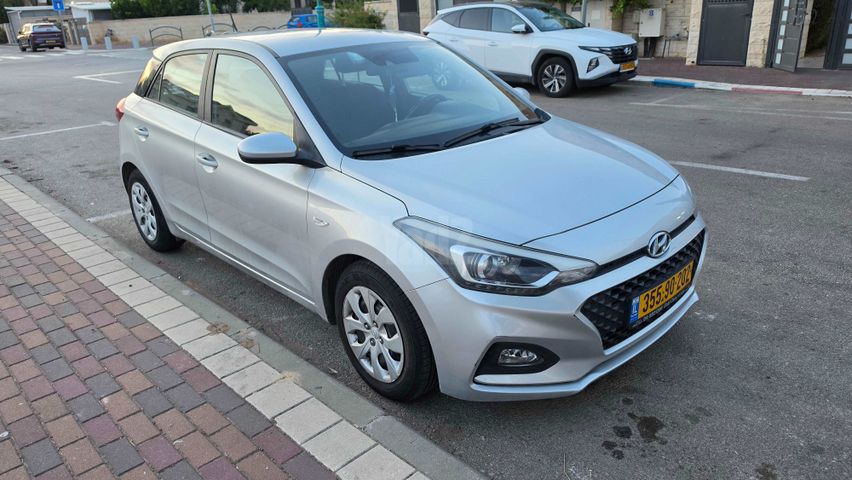 מודעת רכב יונדאי i20