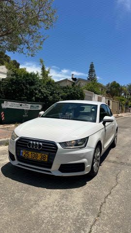 מודעת רכב אאודי A1