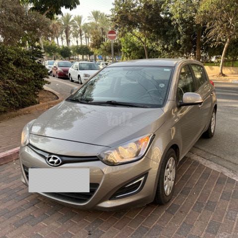 מודעת רכב יונדאי i20