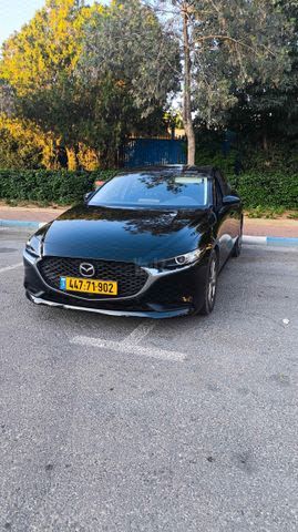 מודעת רכב מאזדה 3