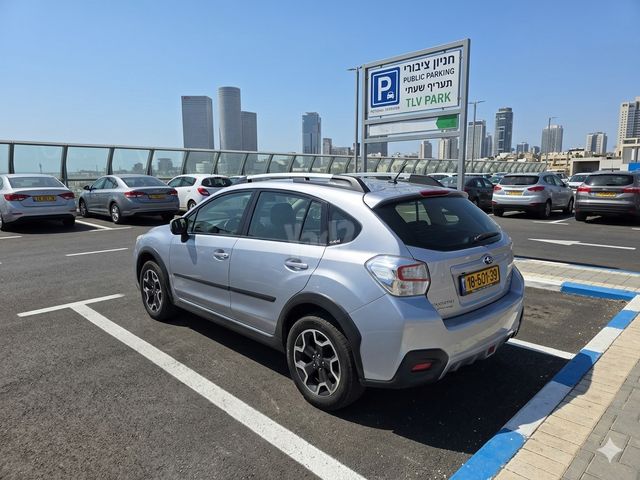 מודעת רכב סובארו XV