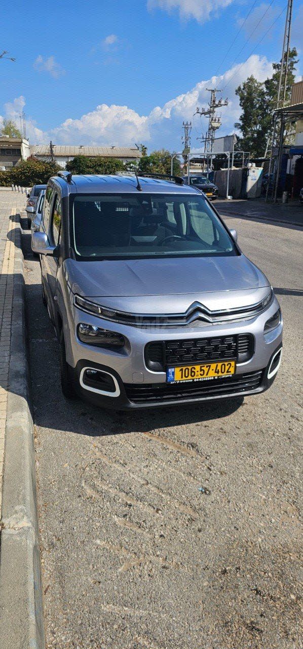 מודעת רכב סיטרואן ברלינגו