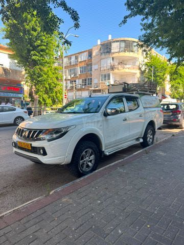 מודעת רכב מיצובישי טרייטון / L200
