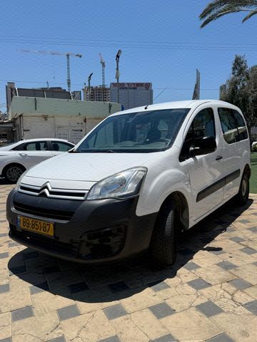 מודעת רכב סיטרואן ברלינגו