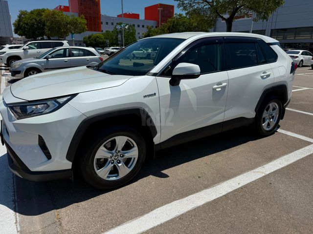 מודעת רכב טויוטה RAV4