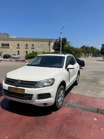 מודעת רכב פולקסווגן טוארג