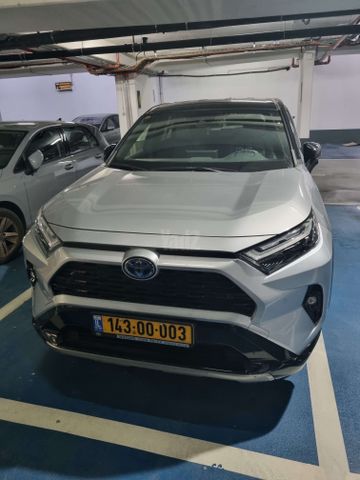 מודעת רכב טויוטה RAV4