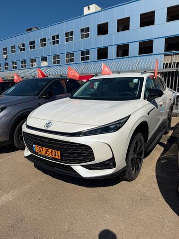 מודעת רכב אם ג'י EHS PHEV