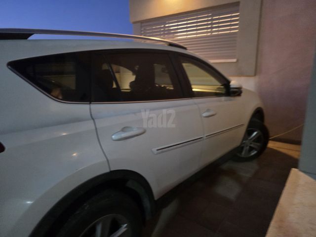 מודעת רכב טויוטה RAV4