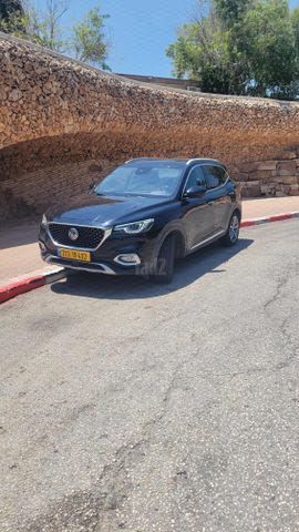 מודעת רכב אם ג'י EHS PHEV