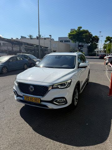 מודעת רכב אם ג'י EHS PHEV 1