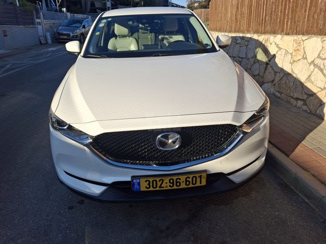 מודעת רכב מאזדה CX-5
