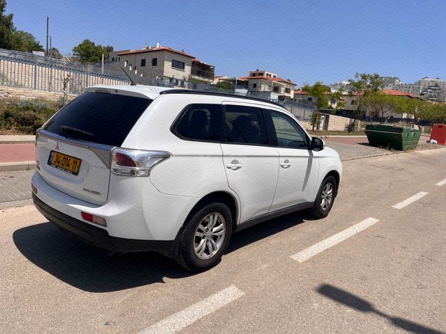 מודעת רכב מיצובישי אאוטלנדר