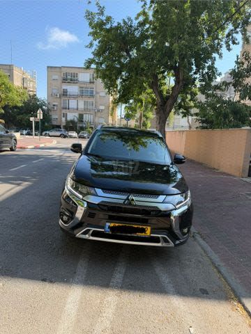 מודעת רכב מיצובישי אאוטלנדר