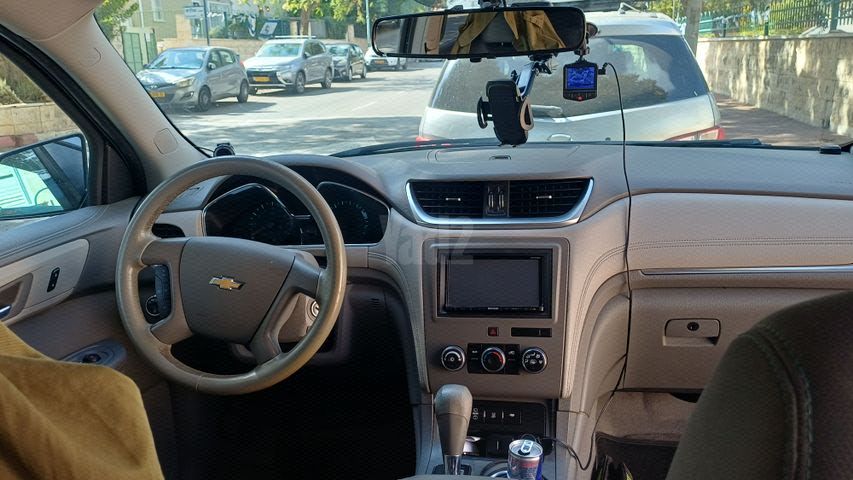 מודעת רכב שברולט טראוורס