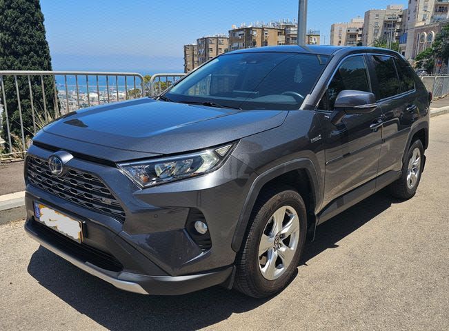 מודעת רכב טויוטה RAV4