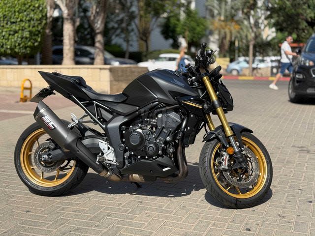 מודעת רכב הונדה CB1000R