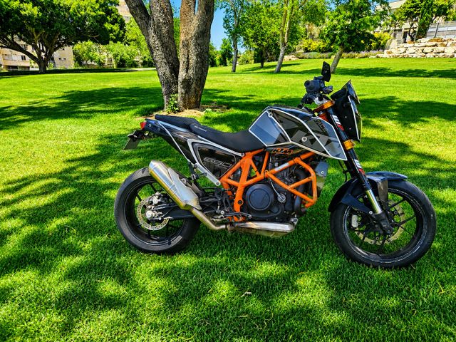 מודעת רכב KTM Naked Duke 690R