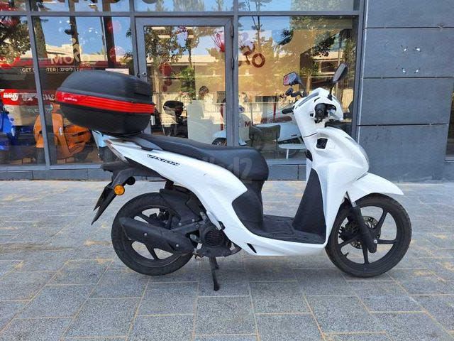 מודעת רכב הונדה ויז'ן 110
