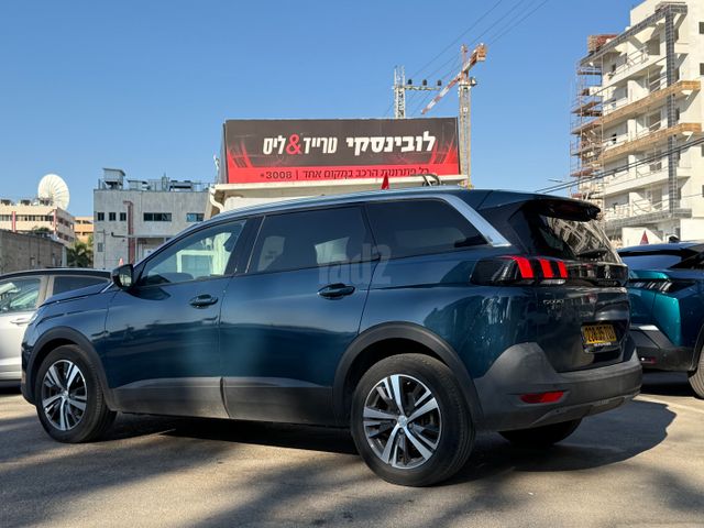 מודעת רכב פיג'ו 5008 2