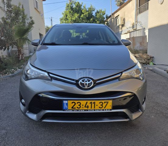 מודעת רכב טויוטה אוונסיס 1