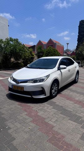 מודעת רכב טויוטה קורולה