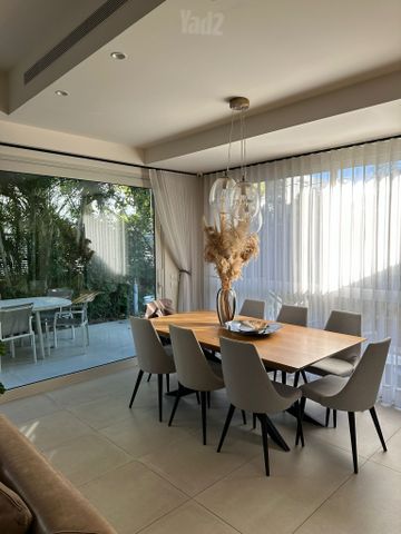 דו משפחתי למכירה בתל אביב יפו — 3