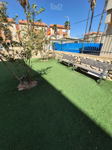 צבי בורנשטיין 533