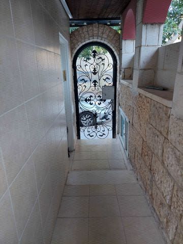 מבוא הרודיון 12