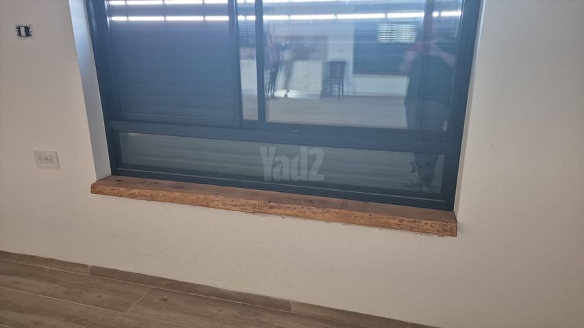 רותם 1