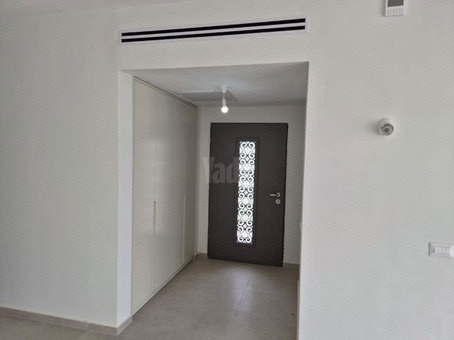 שוהם 10