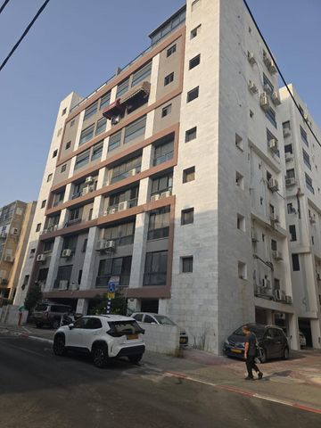 משה שרת 