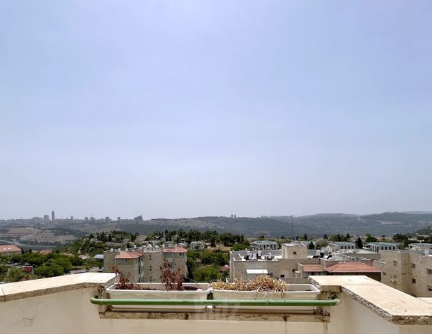 דירה למכירה במבשרת ציון (תיווך) — 2