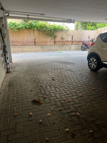 מרכז בעלי מלאכה 37