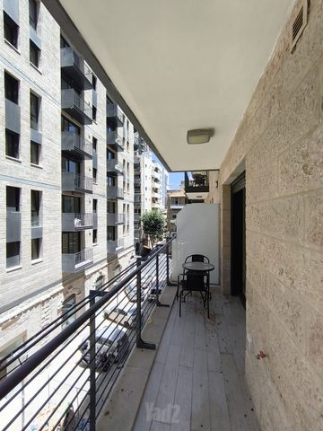 דירה להשכרה בירושלים (תיווך) — 2