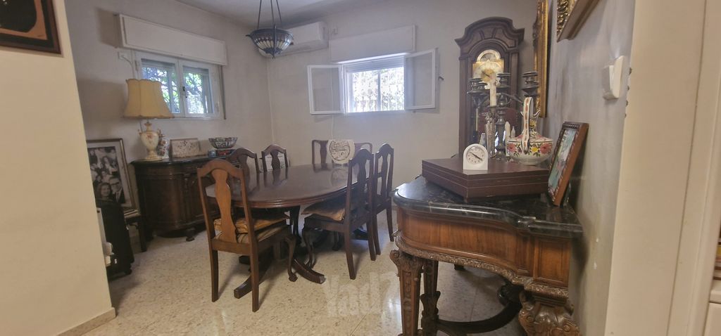 דירה להשכרה בירושלים (תיווך) — 2