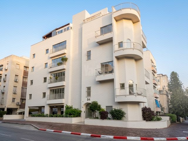 אחד העם 84