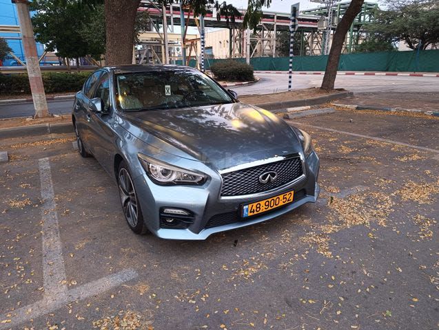 מודעת רכב אינפיניטי Q50